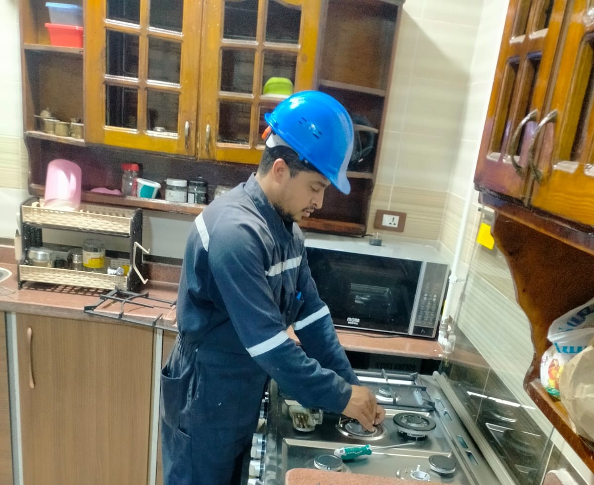 Modern Gas Lights First Natural Gas Flame in Al Munagah Al Kubra Village