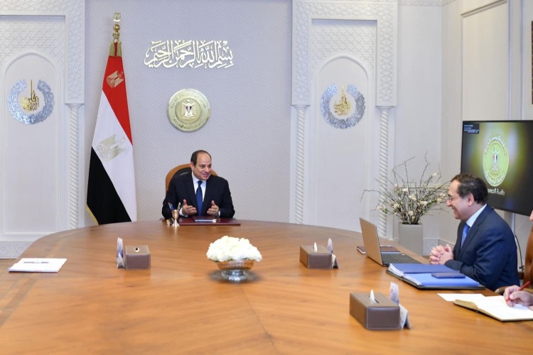 El-Sisi Follows up on State’s Efforts to Explore for Natural Gas, Petroleum