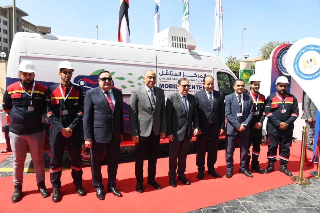 El Molla Inaugurates First Mobile Natural Gas Vehicle Conversion, Maintenance Station