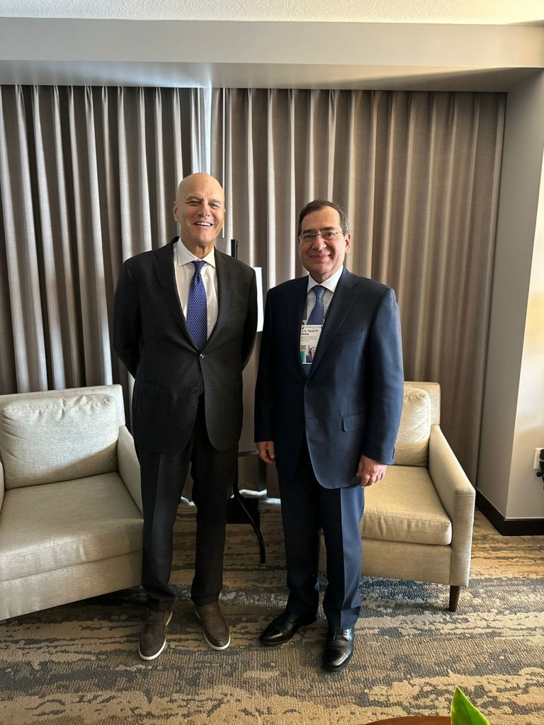 El Molla, Descalzi Discuss Developments of Eni’s Business in Egypt