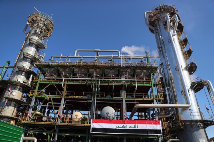Reconstruction of North Refinery at Al-Sumoud Complex Continues: Iraqi Oil Minister