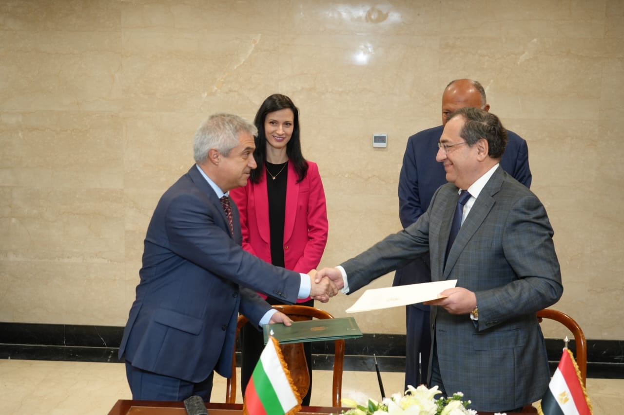 Egypt, Bulgaria Sign Natural Gas MoU