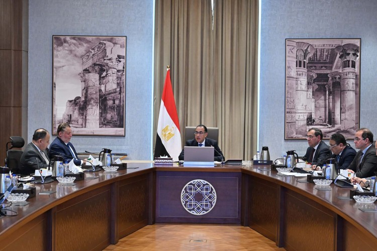Egyptian PM Reviews Progress of MIDOR Refinery Expansion