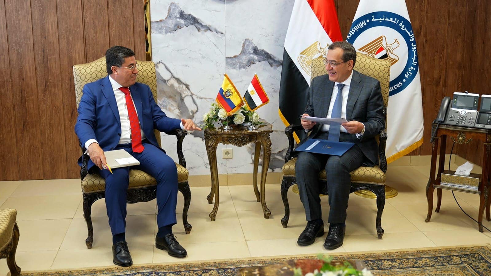 Egypt, Ecuador Explore Joint Cooperation in Oil, Natural Gas