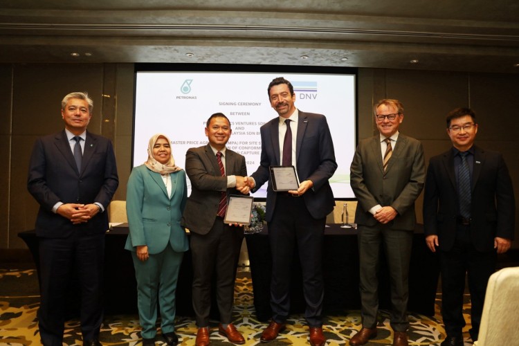 Petronas’ Subsidiary Signs Deal with DNV for CCS Project in Malaysia