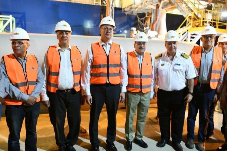 Badawi Inspects SUMED Port in Ain Sokhna