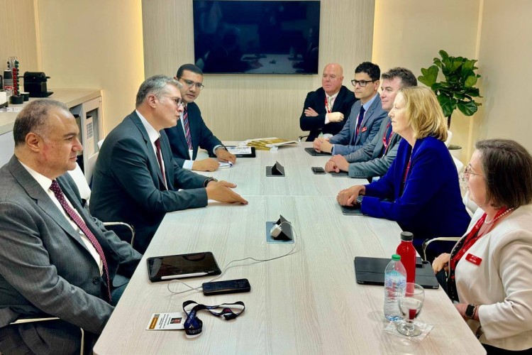 Badawi and Woodside Energy CEO Discuss New Exploration Opportunities in Mediterranean and Red Seas