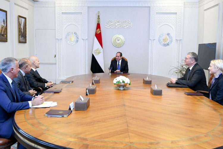 President El-Sisi and Eni CEO Discuss Strengthening Egypt-Italy Energy Partnership