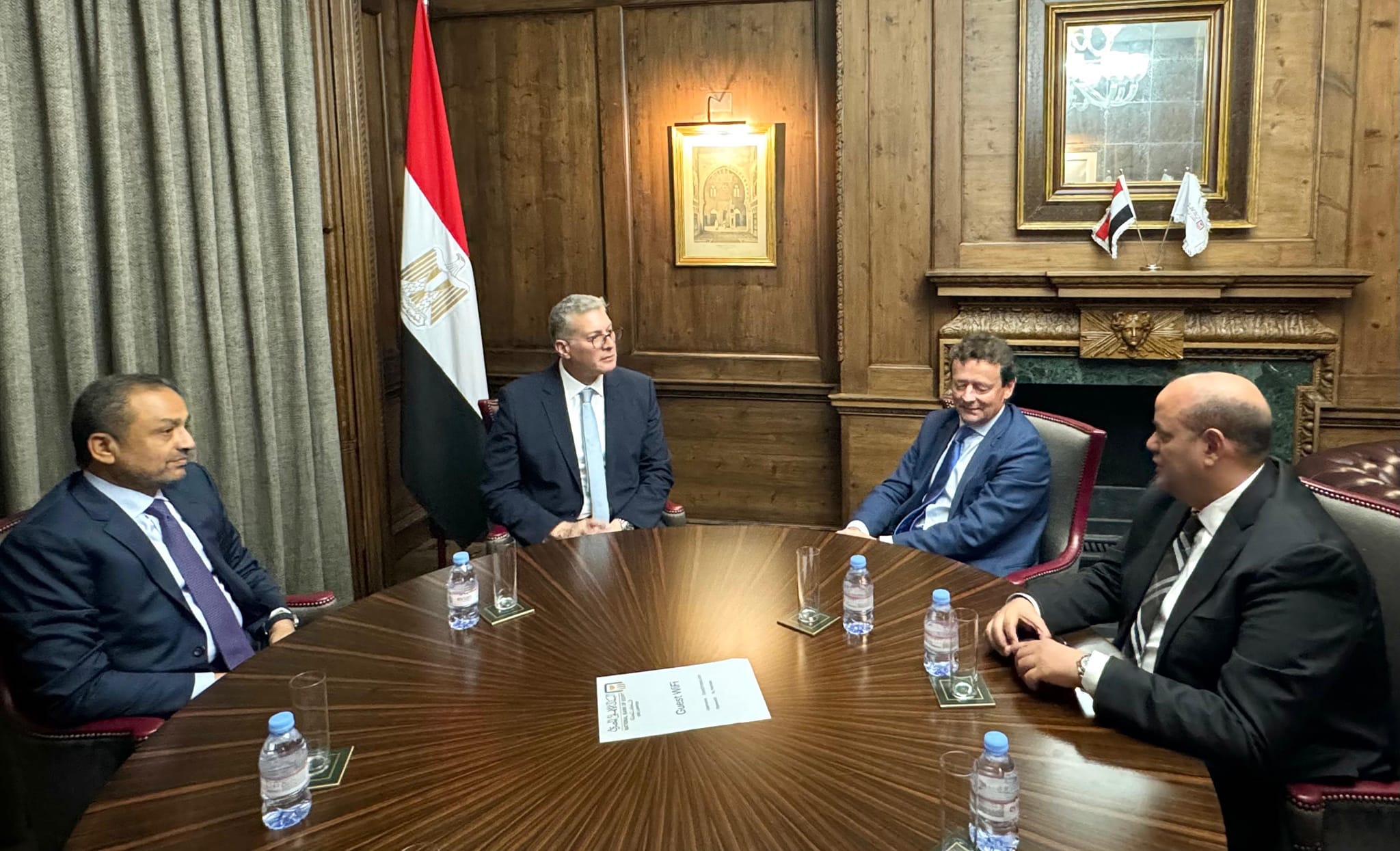 Badawi Meets Carlyle Group to Discuss Investment and Exploration Plans in Egypt