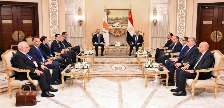 El Sisi, Christodoulides Discuss Natural Gas Cooperation on the Sidelines of EGYPES 2025