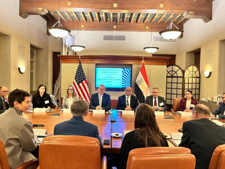 Badawi Participates in US Chamber of Commerce Roundtable Discussion in Washington
