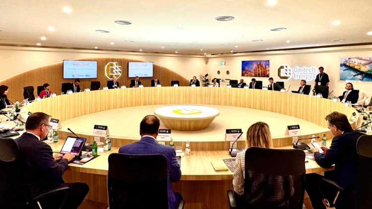 Badawi Outlines Egypt’s Strategy to Attract Investment, Secure Local Needs at Gastech 2025