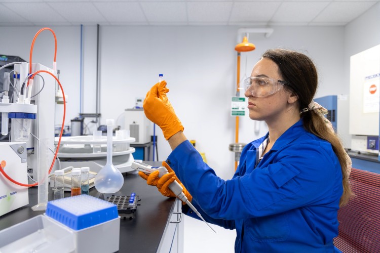 SLB to Acquire RESMAN, Boosting Reservoir Surveillance and Recovery Solutions