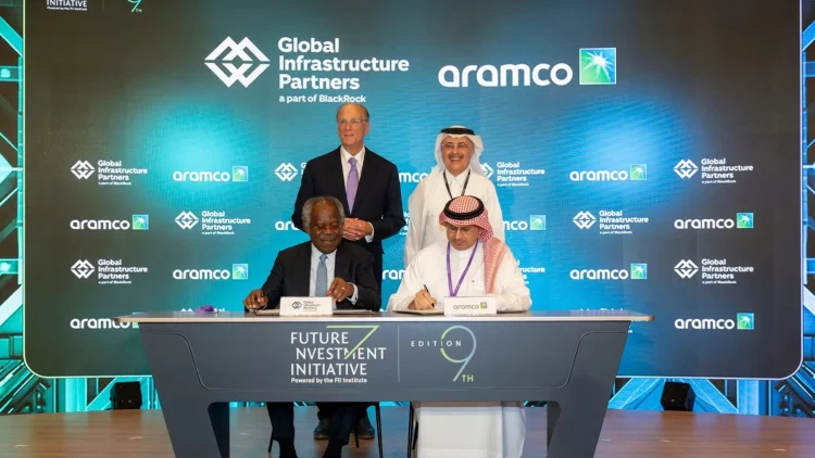 Aramco Finalizes $11 Bn Jafurah Gas Deal, Signs AI Partnership with PIF