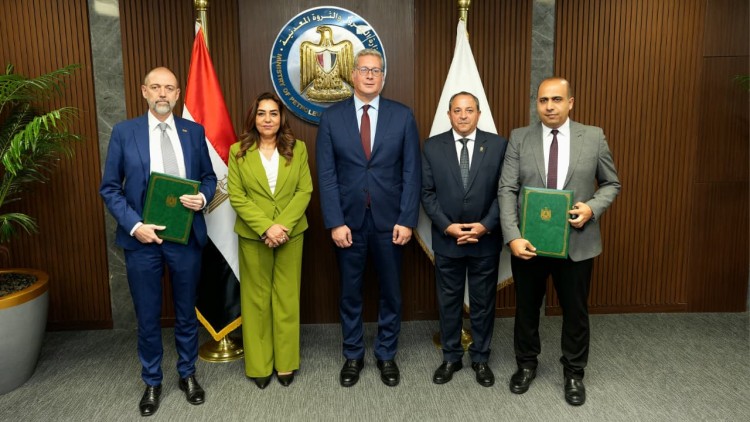 Egypt, Eni Sign Agreement to Produce Biogas from Agricultural, Animal Waste