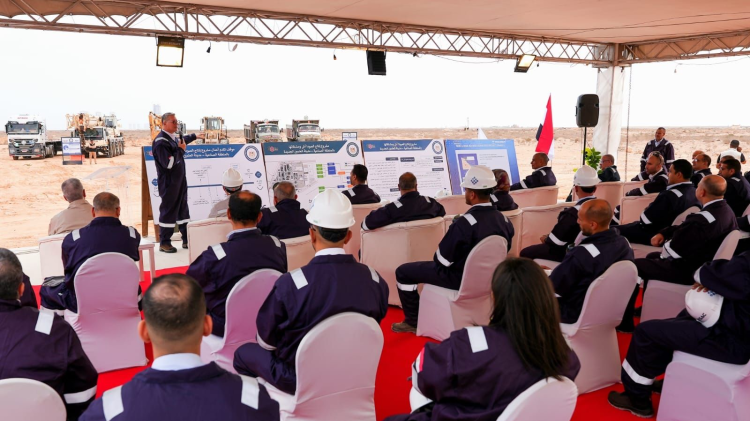 Badawi Inspects Soda Ash Production Project in New Alamein