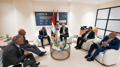 Badawi Meets with Mubadala, TAQA, AIQ, US Firms to Expand Investments in Egypt