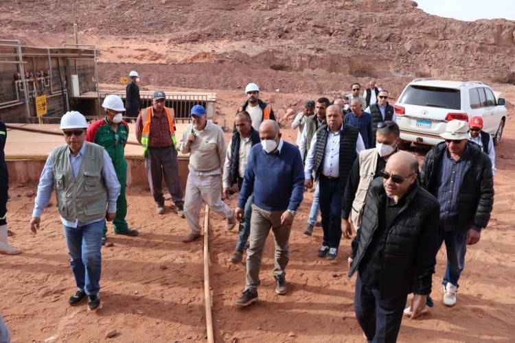 Electricity Minister inspects Opearations of Rare Earth Minerals at Abu Zenima