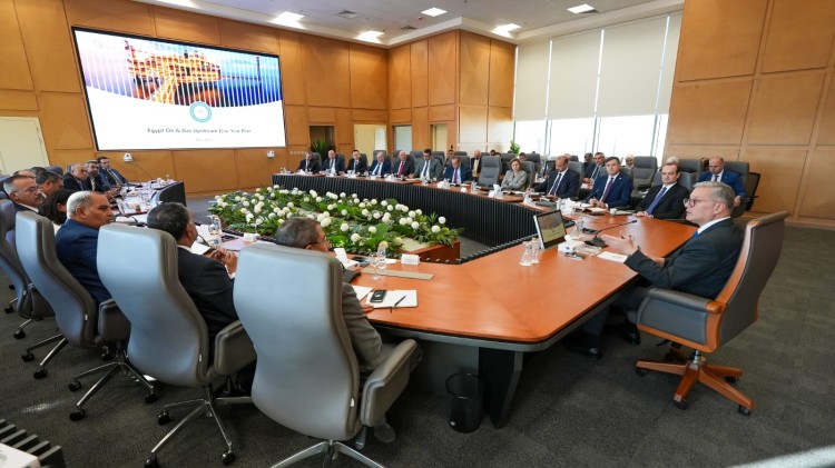 Egypt Unveils Five-Year Exploration,Production plan to IOCs