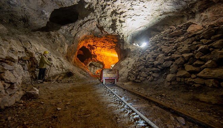 mrmia-approves-53-mineral-exploration-and-exploitation-licenses-in-q4-2025