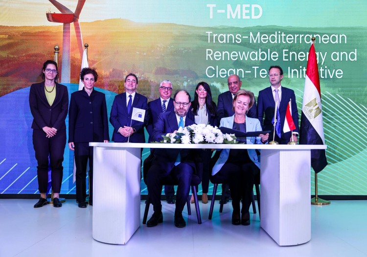 Egypt, EU Sign €90 Mn Grant Deal to Upgrade Power Grid