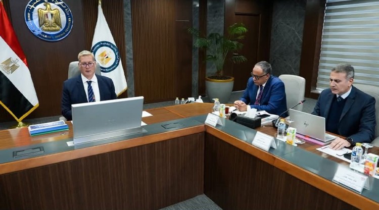 Badawi Approves EGP 10B Capital Budgets for Alexandria and Amreya Refineries