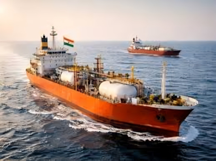 Iran Allows Two Indian LPG Carriers Through Strait of Hormuz Amid Blockade