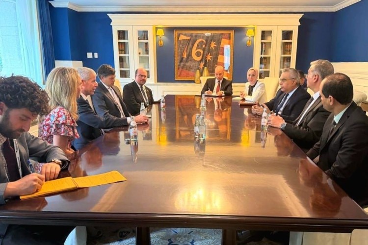 badawi-meets-us-greek-counterparts-on-energy-cooperation