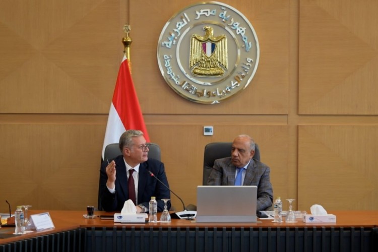 badawi-esmat-discuss-joint-strategy-to-secure-egypts-summer-energy-supply