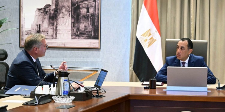 Prime Minister, Petroleum Minister Review Key Sector Files