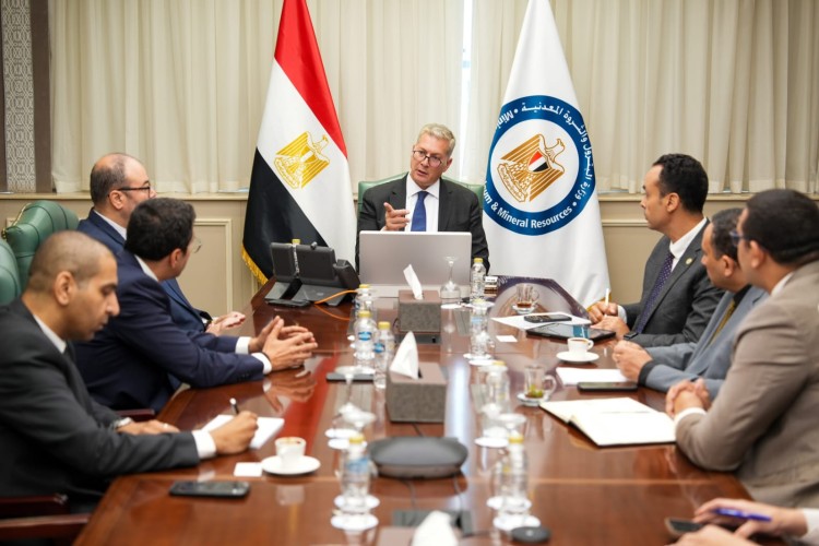 Badawi Explores AI Adoption with SLB to Boost Oil Production