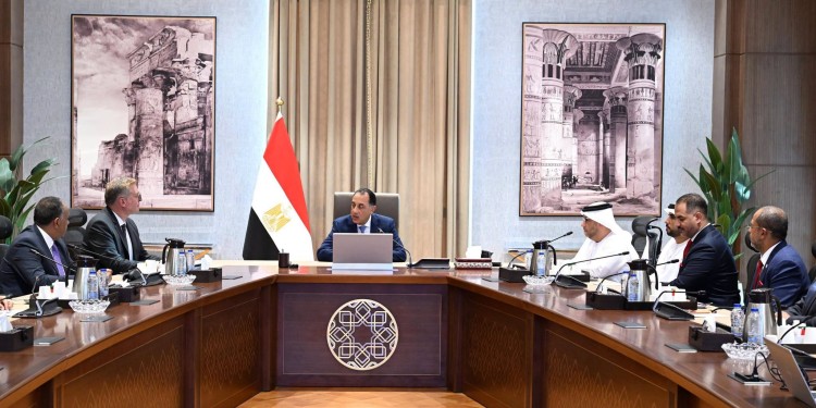 Madbouly, UAE Officials Review Fujairah-Alamein Project