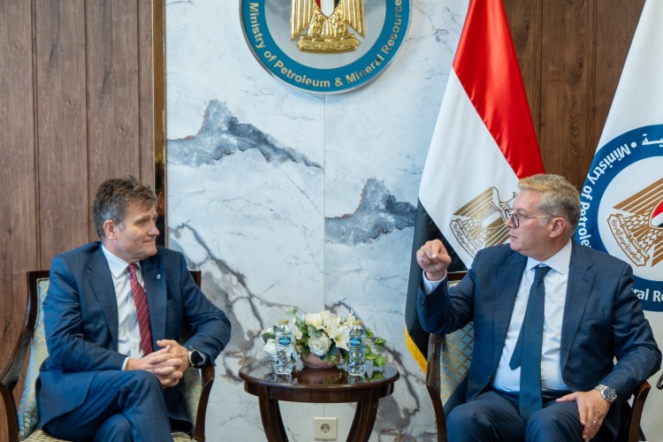 Badawi, bp Discuss $700 Mn Drilling Program to Boost Egypt Gas Output