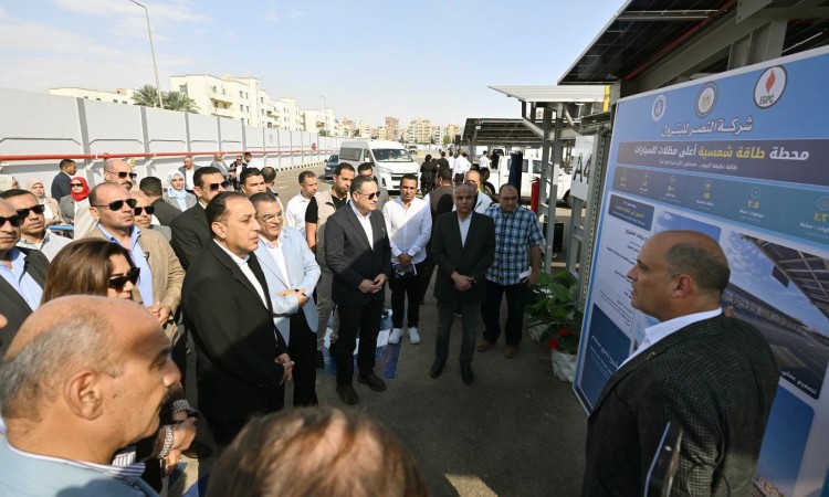 Madbouly Opens 1.2 MW Solar Power Plant at Nasr Petroleum